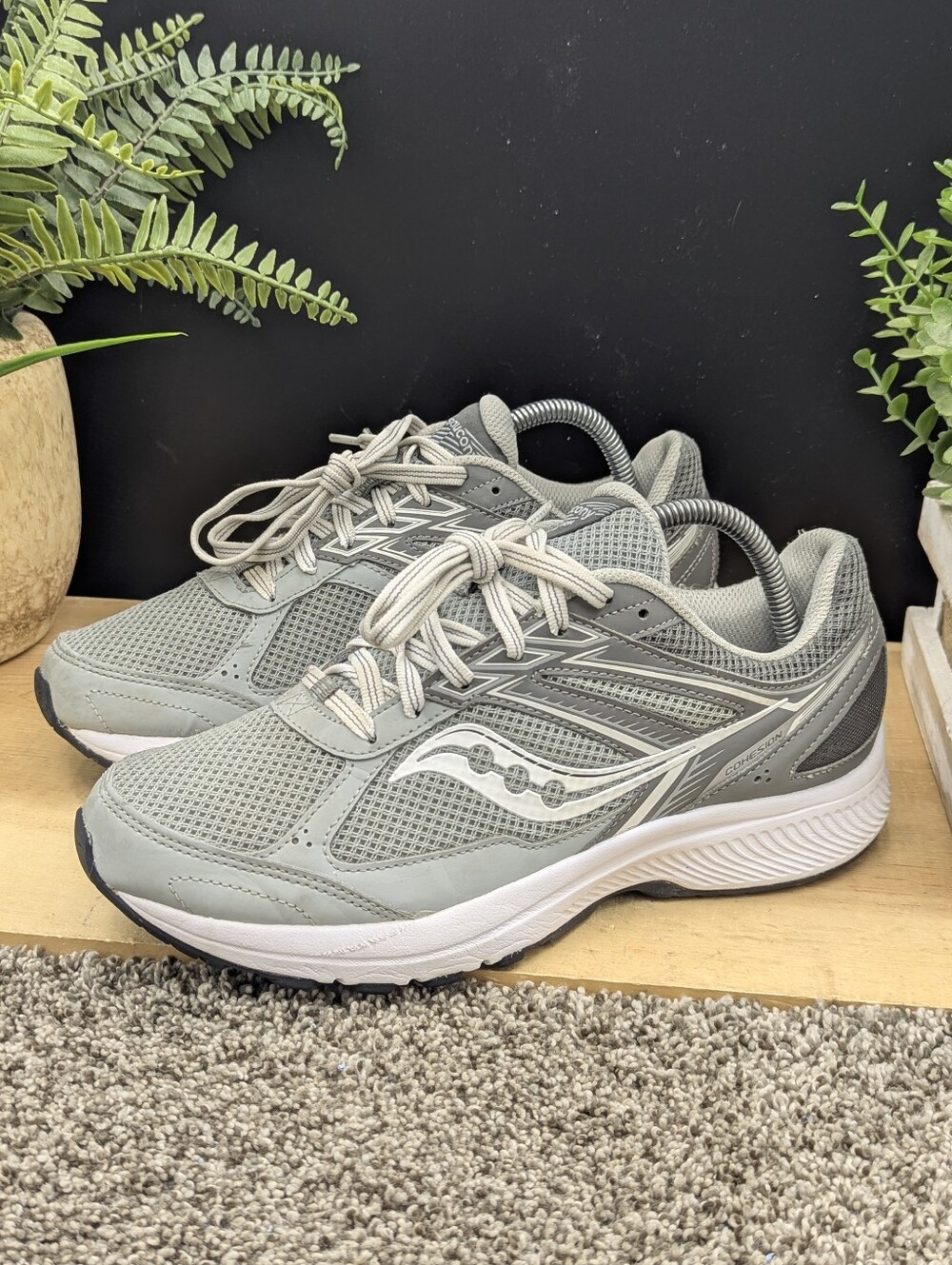 Saucony Cohesion Versarun Gray Women's Size 9.5W Casual Comfort Shoes Walking